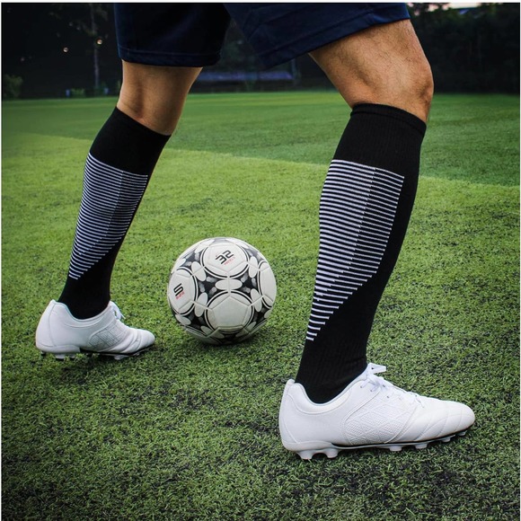 NWT Hawkwell Men’s 9 Athletic Outdoor Professional Firm Ground Soccer Cleats - Picture 6 of 6